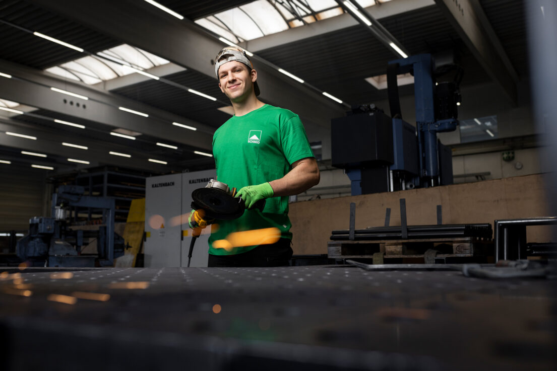 Schmid, Rohbau, Hochbau, Tiefbau, Holzbau, Stahlbau, Brückenbau, Industriefotografie, Werbung, rampant